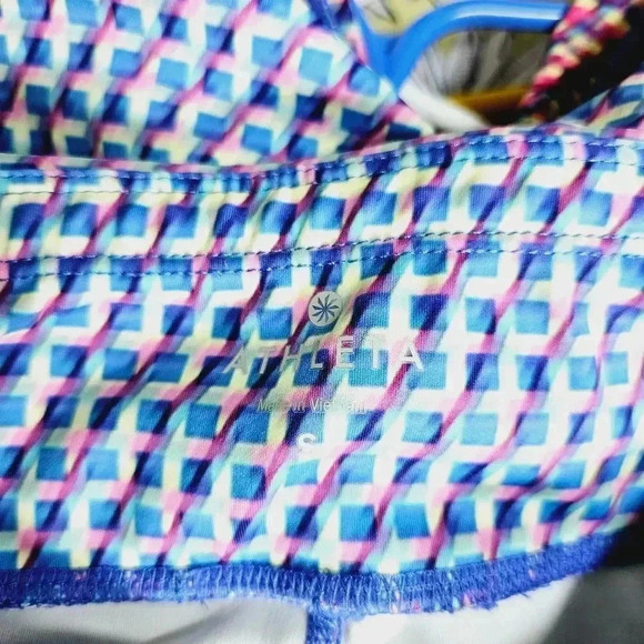 Athleta geometric print cropped leggings small - Picture 2 of 10